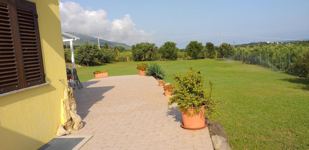 Villa Paola วัลเลดอเรีย ภายนอก รูปภาพ